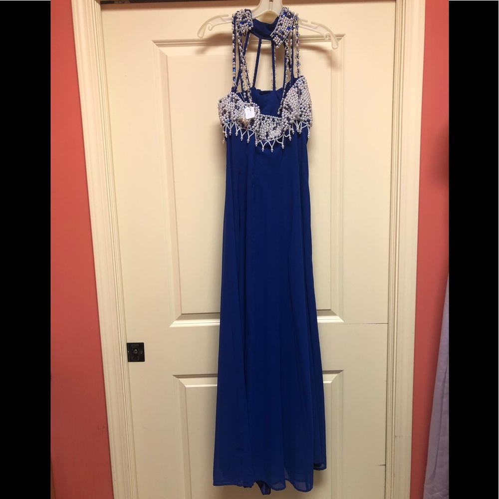 Formal Dress - Picture 2 of 2